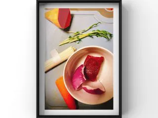 红薯牛肉酱面,牛肉30g，胡萝卜20，洋葱2片，宝宝面条1缕，绿豆芽少量，红薯半个！