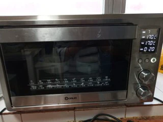 奶香布丁面包,放入烤20分钟