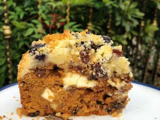 蓝莓秒芙蛋糕,这款妙芙蛋糕，粗糙的口感别有一番风味！