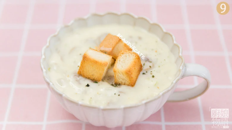 浓香的奶油与蘑菇相遇，奶香浓郁，口感细腻，没有人会不爱吧?