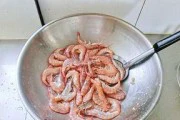 糟虾美食家的厨艺秘籍(口感鲜美,营养丰富的糟虾做法教程)