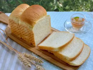 北海道吐司（70%冷藏中种）,吃2天都是软软的，组织细腻