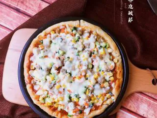 秘制芝心卷边披萨,成品2