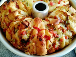 手撕海苔肉松面包,看~料超级多~