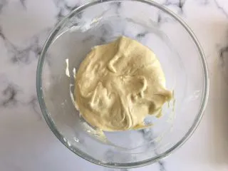 迷你巧克力夹心派,上下翻拌均匀