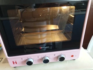 最简单的黑胡椒烤鸡翅,烤箱220度预热