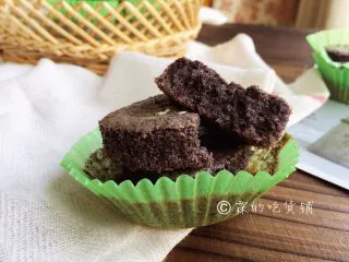 黑米蜂蜜小蛋糕,完成。