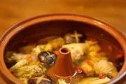 以时蔬汽锅鸡,享受美食与健康(美味营养的佳肴,让你爱上健康生活)