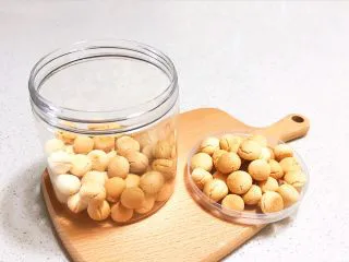 宝宝健康食谱 旺仔小馒头,香甜酥脆的旺仔小馒头，入口即化，好吃~