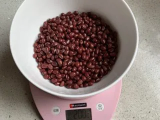 奶香红豆小元宵,这是4-5人份的量，人少减半