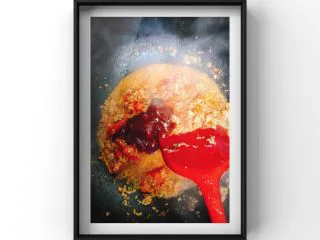 番茄肉酱蝴蝶面,将番茄去皮后切碎和肉末一起翻炒至肉变白后倒入适量番茄酱！