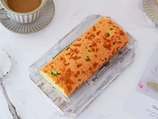 香葱肉松蛋糕卷,成品图