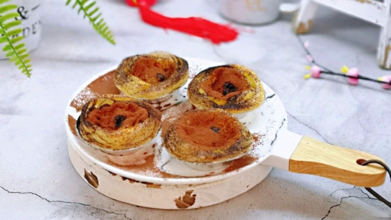 会爆浆的脏脏蛋挞～咬一口细滑醇香