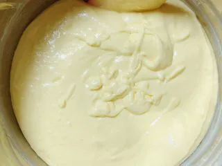 迷迭香玛芬蛋糕（制作耗时最短）,蛋糕面糊就做好了。