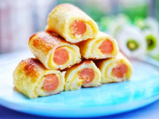 爆浆芝士火腿土司卷,营养又美味,会爆浆芝士火腿土司卷就做好啦~