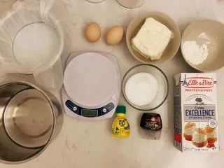 巴斯克芝士蛋糕,准备好所有材料