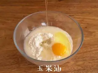 4种材料烤出香脆【原味鸡蛋仔】懒人必备！,加入和米油