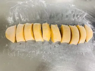 胡萝卜华夫饼,平均分割成10个小面剂