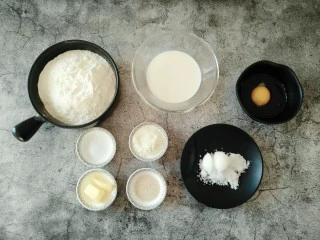 手撕海苔肉松面包,准备所需食材