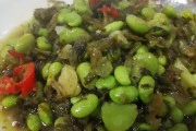 教你做美味的雪菜炒毛豆(简单易学,健康美味,满足你的口腹之欲)