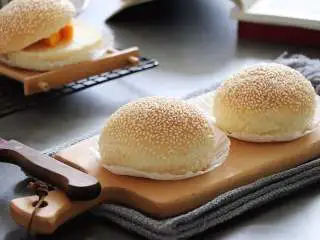 汉堡坯 做自己的汉堡,百搭的汉堡坯子。做自己喜欢口味的汉堡吧。