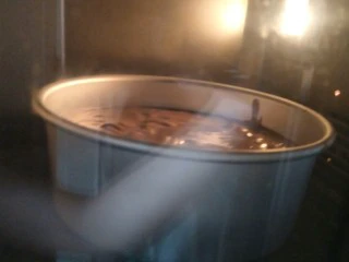 十分优秀de巧克力戚风蛋糕,烤箱150度60分钟