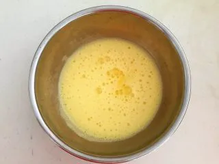 茶香戚风蛋糕,搅拌均匀,直到完全融合