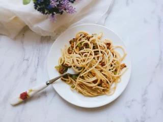 青椒香菇牛肉意面,拌匀就可以吃了，味道超棒