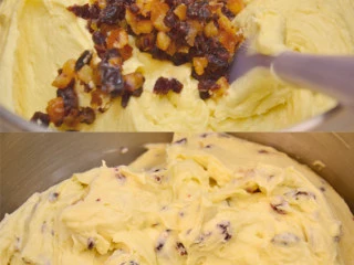 杏仁玛芬蛋糕 简单烘焙,最后加入用朗姆酒泡软的干果，拌匀即可，面糊就做好了。