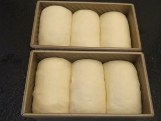 超软拉丝北海道土司(2个),发到吐司盒的九分满