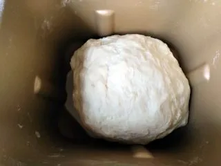 中种北海道吐司,将中种面团原料全部混合，揉成团