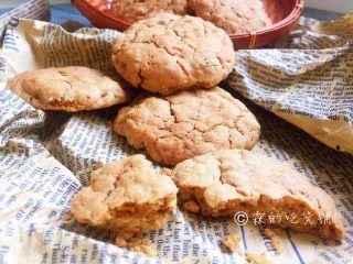 葡萄干燕麦脆饼,完成