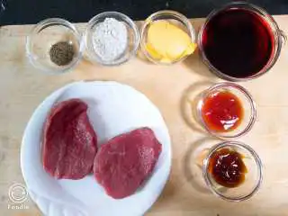 法式红酒牛排,准备食材