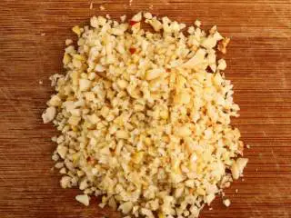 中式点心红糖夹心馒头,腰果碎