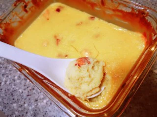 酸奶蛋(也可以用牛奶),取出来就可以吃啦啦啦