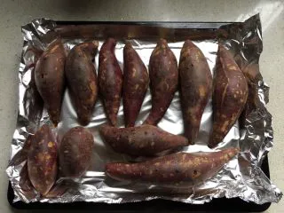 超简单的烤山芋,❗️半小时后记得把山芋翻个面