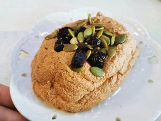 空气舒芙蕾~消耗蛋白的好方法,放一会就会回缩，尽快食用