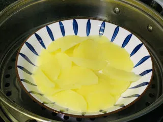 芝士焗土豆泥,大火冷水上锅蒸