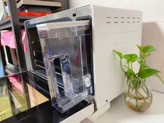 黄金南瓜汤（无奶油版）,将蒸汽烤箱水箱注入适量纯净水