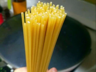 黑椒牛肉意面,这么多意面，两份小量的。