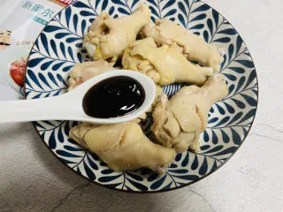 新奥尔良烤鸡腿,加入一勺蚝油