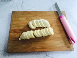 芒果香蕉奶昔,切片