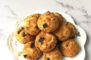 香葱鲜肉小丸子的制作方法(美味可口的传统小吃,让你尝到家的味道!)