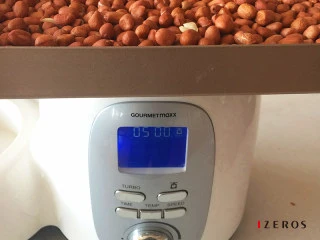 10分钟自制香浓幼滑花生酱,2. 花生500克称重