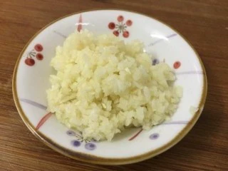 迷迭香黑胡椒牛排,准备好蒜蓉