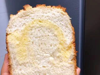 北海道款椰蓉吐司,喜欢吗？动手试一下哦😊！