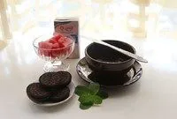 酸奶奥利奥水果盆栽,准备好材料： 奥利奥、“花盆”、薄荷（草）、西瓜