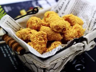 少油减脂的劲爆鸡米花,健康低脂不长肉肉的鸡米花出炉咯。