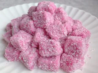 火龙果酸奶冻,喜好吗？动手试一下哦