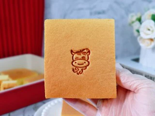 棉花蛋糕&不开裂不回缩方子,我家宝贝属牛呦~我家看到这图案宝贝开心极了~